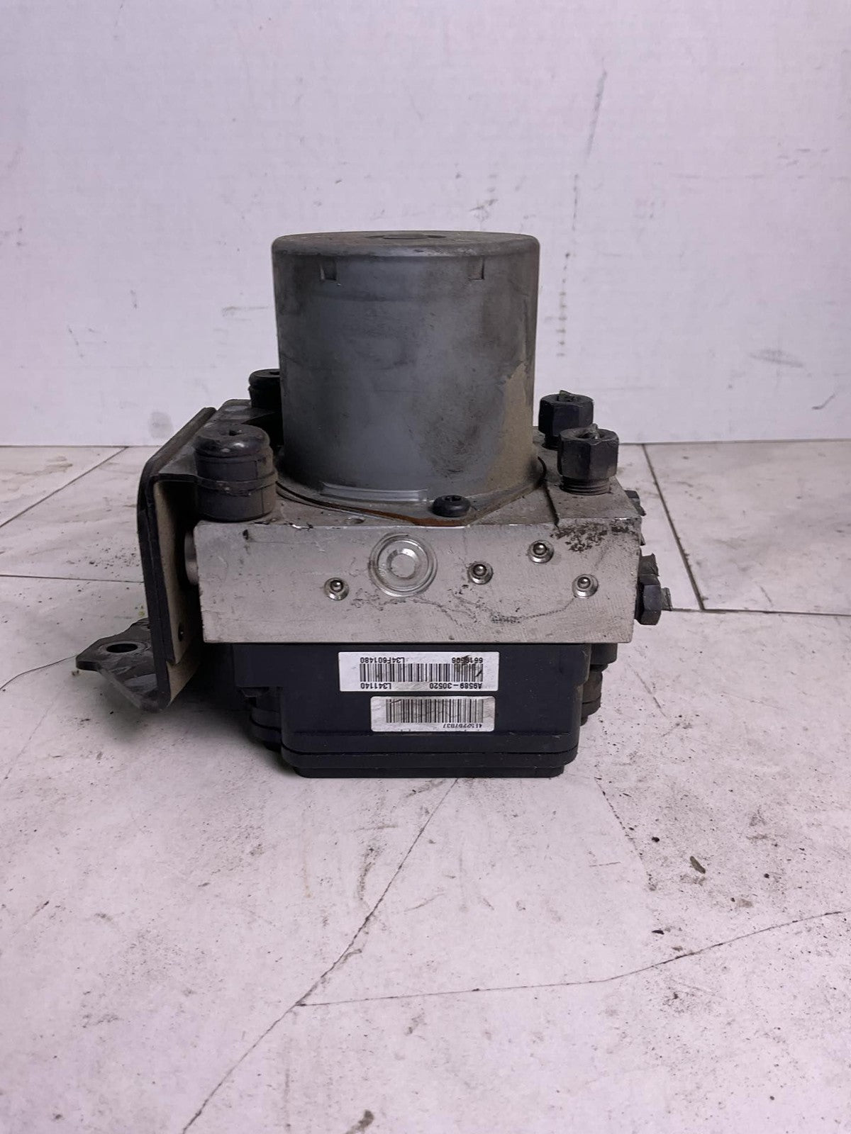 Anti-lock Brake Parts KIA SEDONA 15 16 17 180